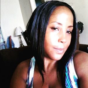 Meet your Posher, Deloris